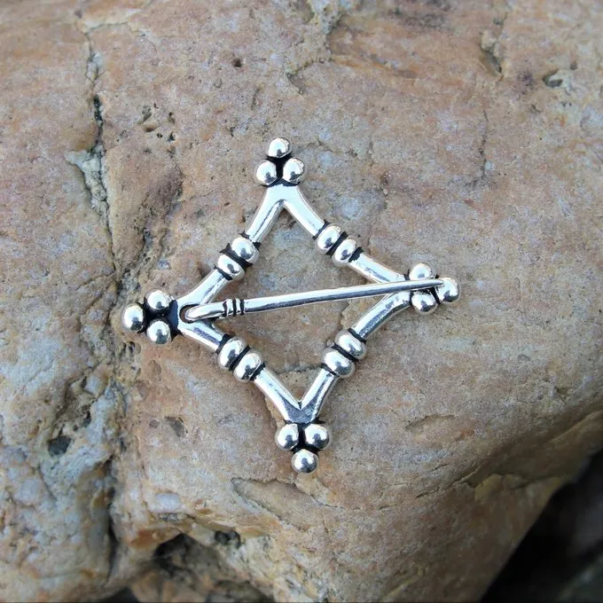 Broche Médiévale Bamberg, Argentée 4 Broche Médiévale Bamberg, Argentée – Image 2