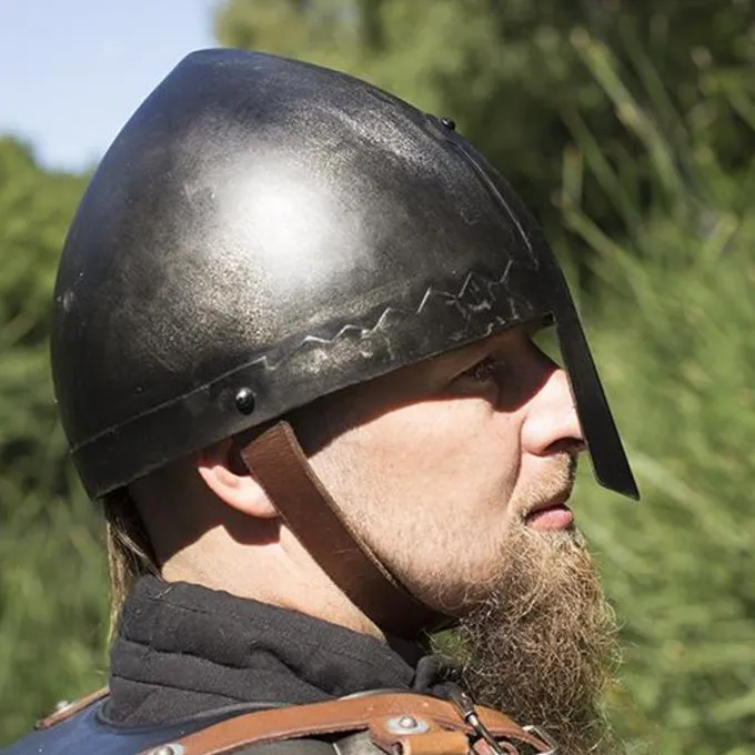 Epic Armoury Casque Saint Wenceslaus Patiné 7 Epic Armoury Casque Saint Wenceslaus Patiné – Image 5