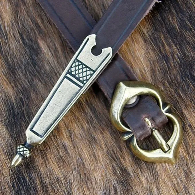 Embout Mà©dià©val De Ceinture (1350-1500) 3 Embout Mà©dià©val De Ceinture (1350-1500)