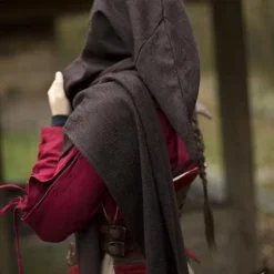 Epic Armoury Hood Assassins Creed, Brun Foncé 11 Epic Armoury Hood Assassins Creed, Brun Foncé -Promos Halloween Boutique hood assassins creed brun fonce 3